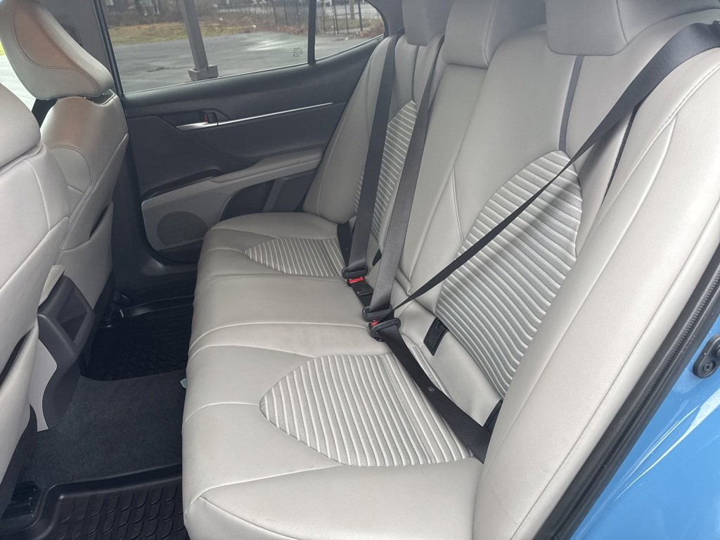 Used 2024 Toyota Camry SE image 17