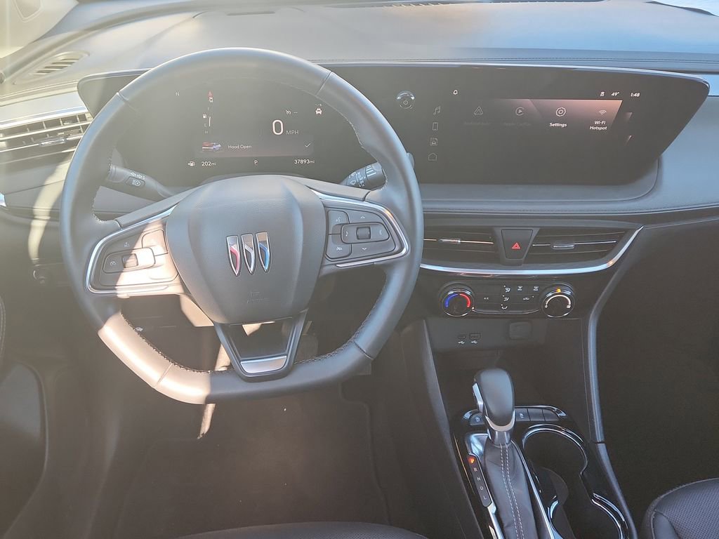 Used 2024 Buick Encore GX Sport Touring image 11