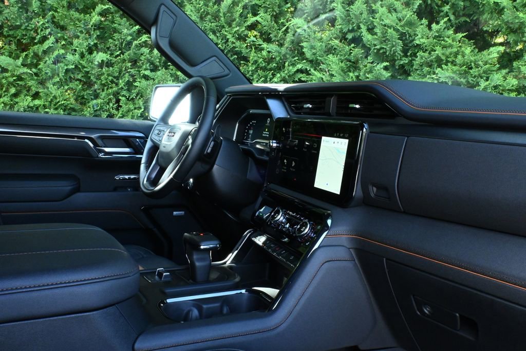 Used 2024 GMC Sierra 1500 AT4 w/ Technology Package image 35