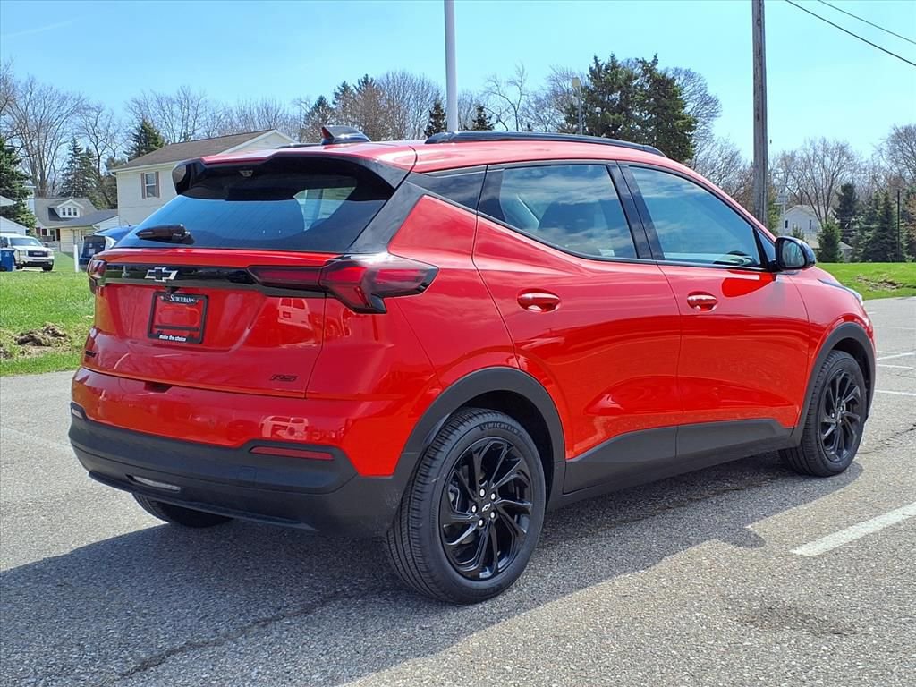 New 2027 Chevrolet Bolt RS w/ Technology Package image 4