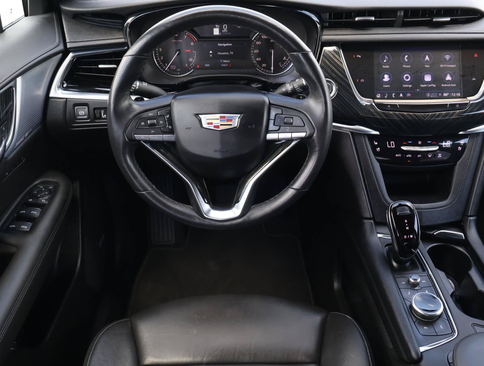 Certified 2025 Cadillac XT6 Premium Luxury FWD image 15