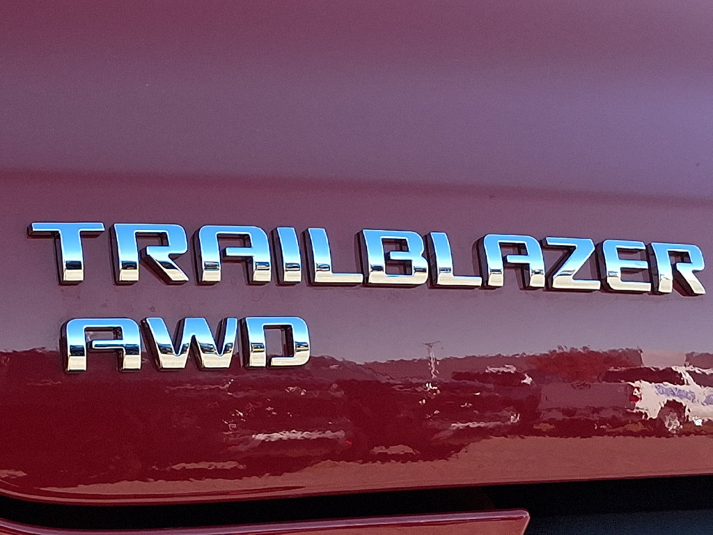 Used 2026 Chevrolet TrailBlazer LT w/ Convenience Package AWD/4WD image 31