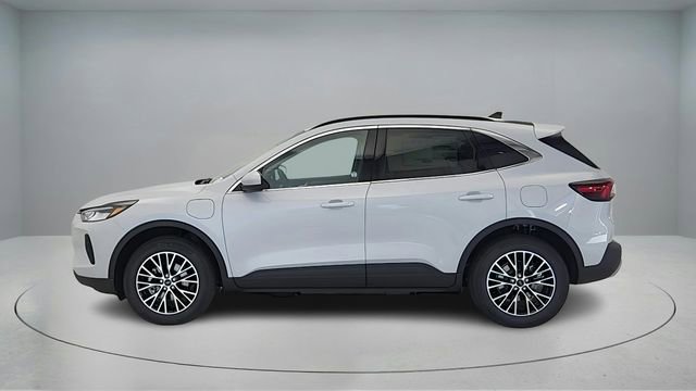 New 2026 Ford Escape SE w/ Class II Trailer Tow Package image 4