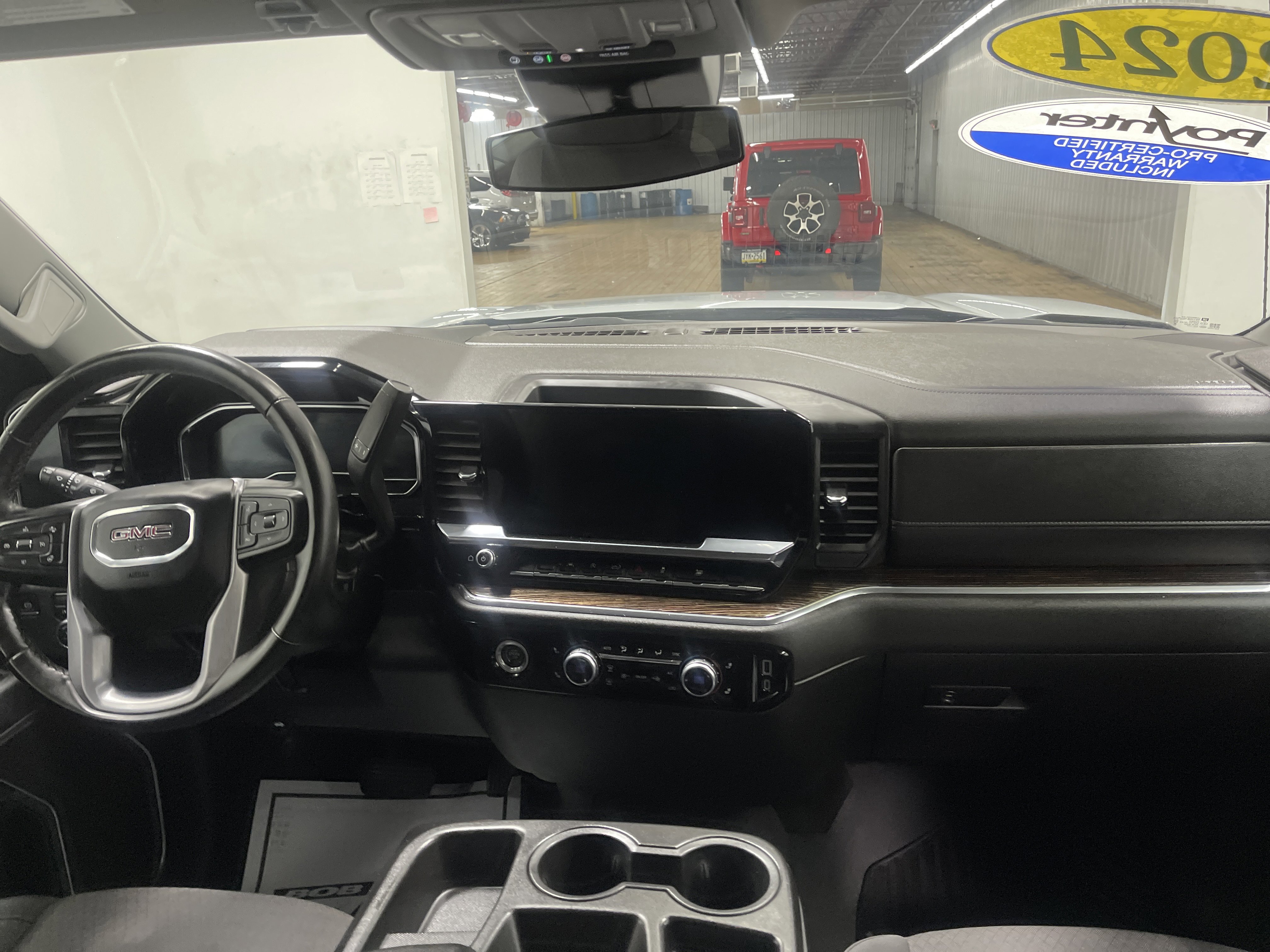 Used 2024 GMC Sierra 1500 SLE AWD/4WD image 22