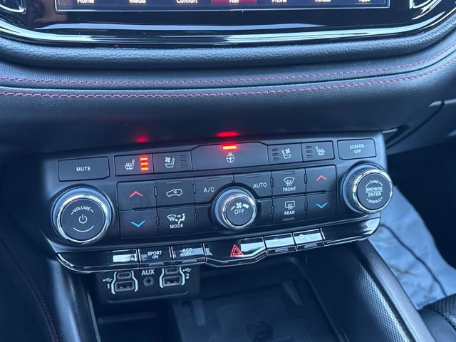 Used 2023 Dodge Durango R/T image 11