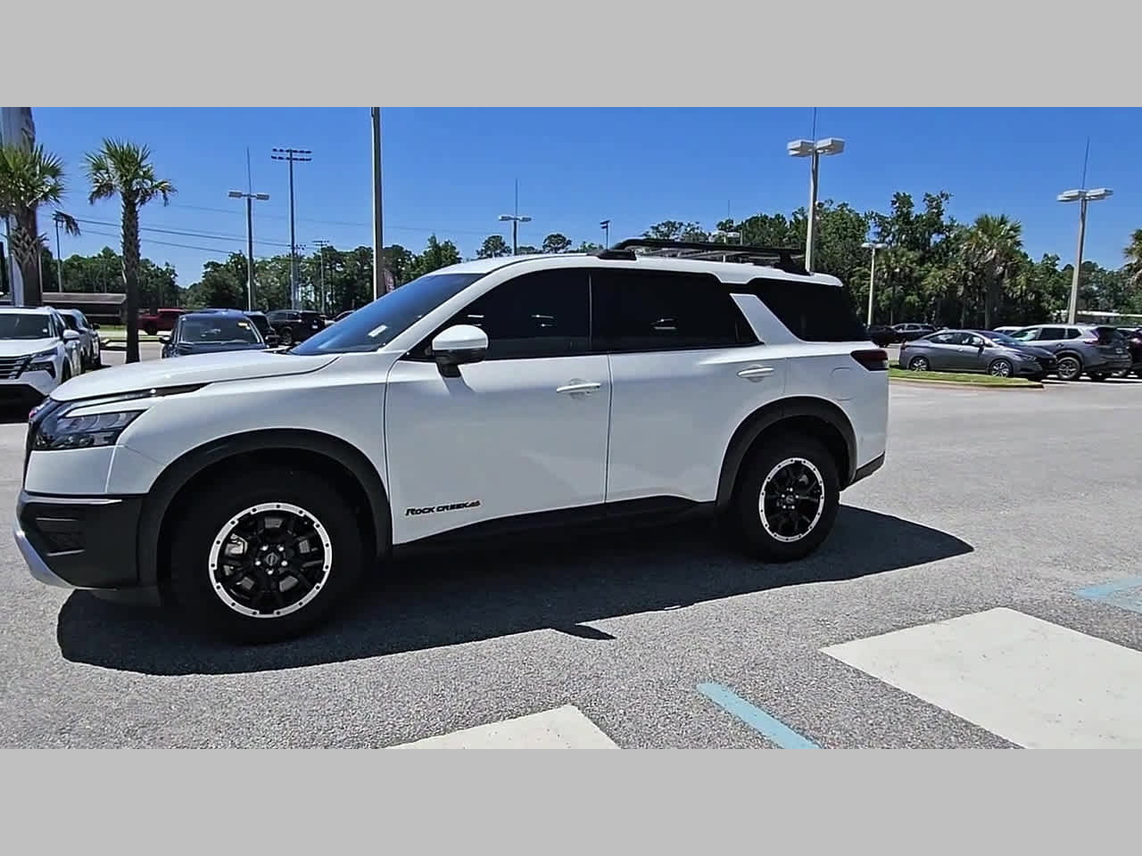Used 2025 Nissan Pathfinder Rock Creek AWD/4WD image 24