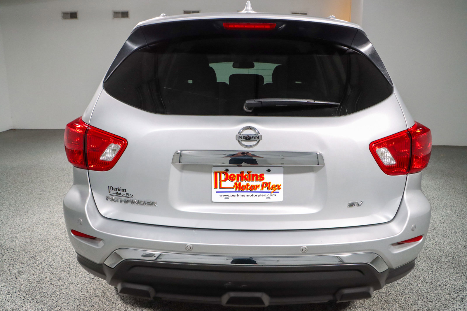 Used 2019 Nissan Pathfinder SV image 8