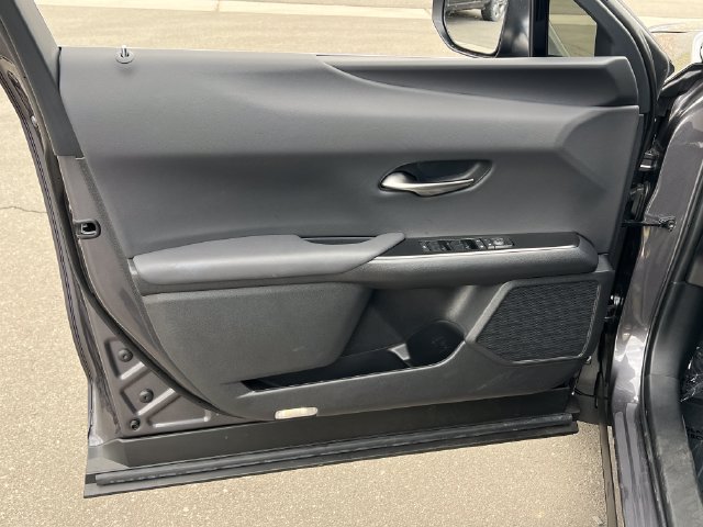 Used 2026 Lexus UX 300h FWD w/ Accessory Package (Z1) image 26