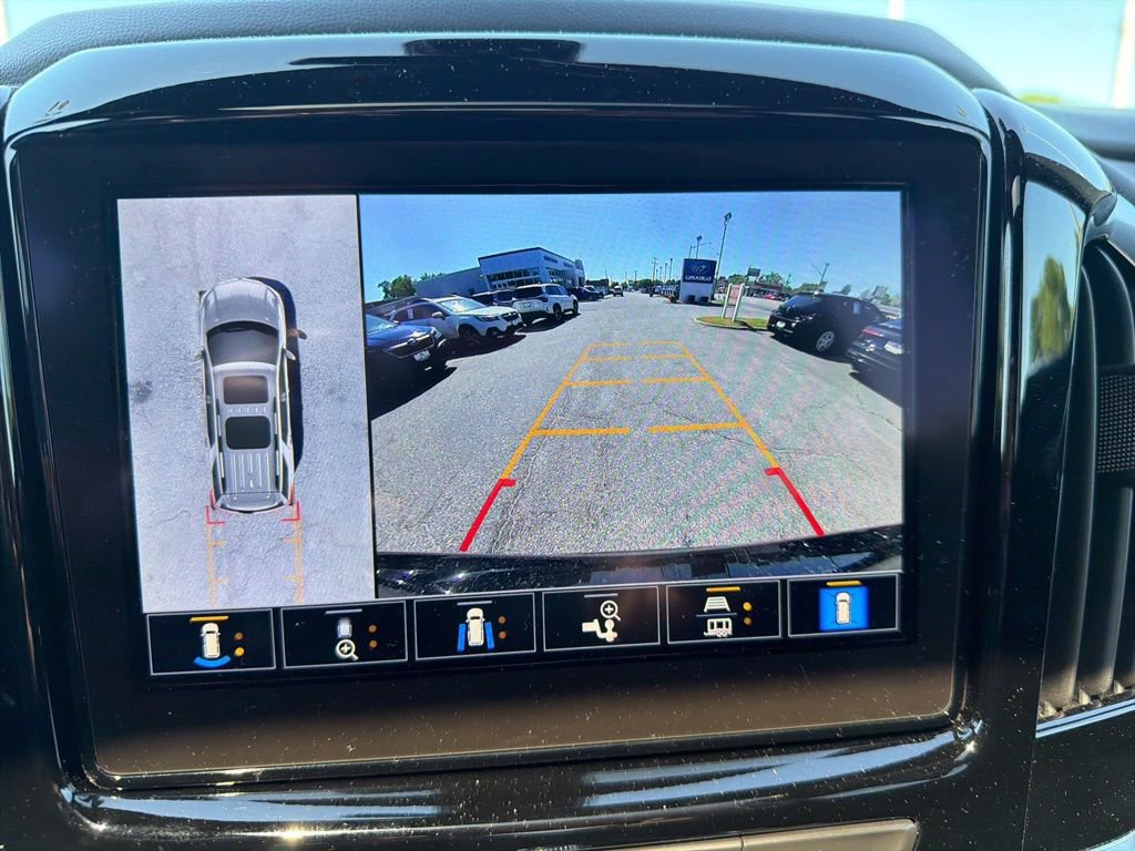 Used 2024 Chevrolet Traverse Premier w/ Redline Edition FWD image 19