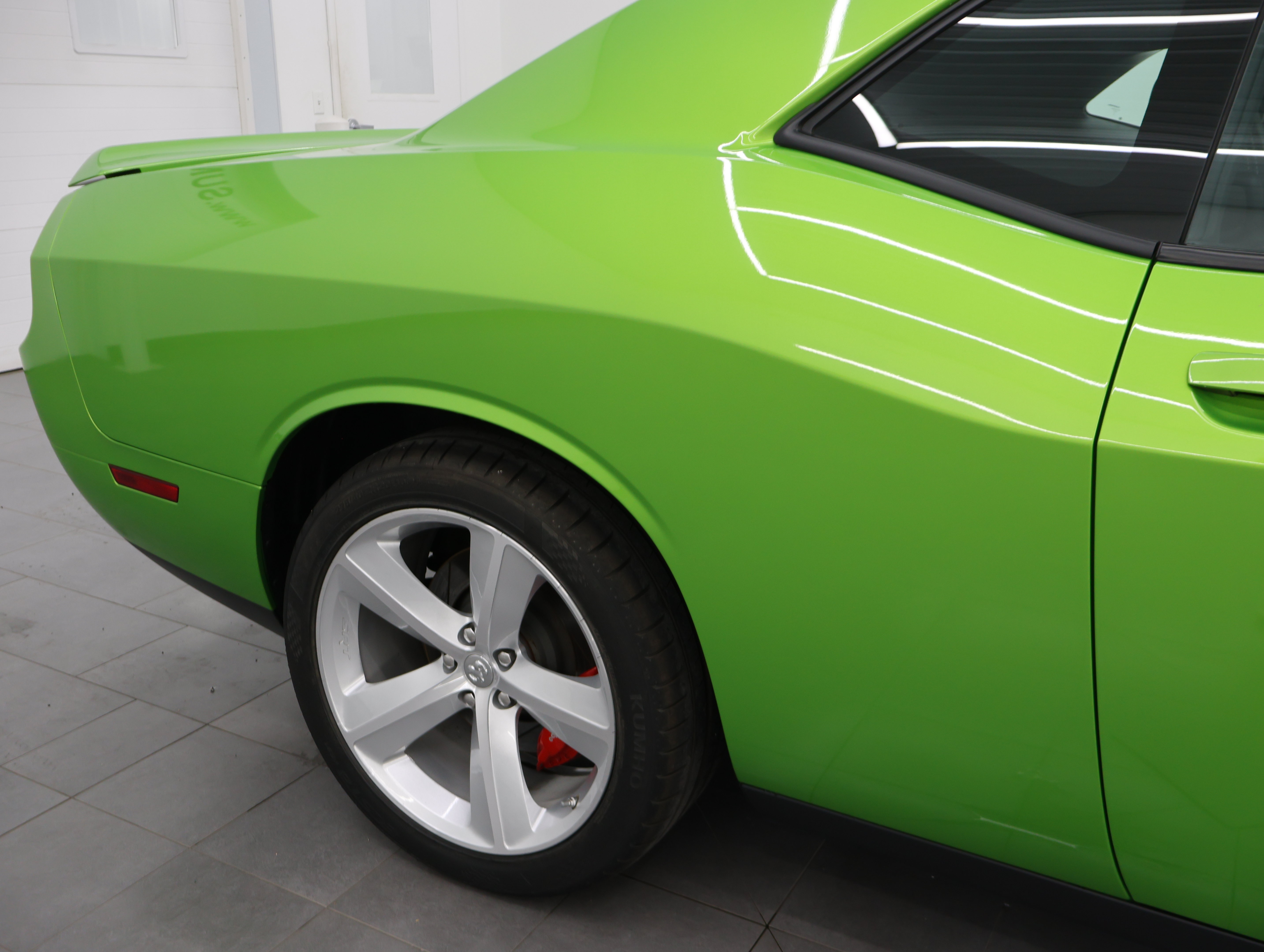 Used 2011 Dodge Challenger SRT8 w/ Green w/Envy Group RWD image 23