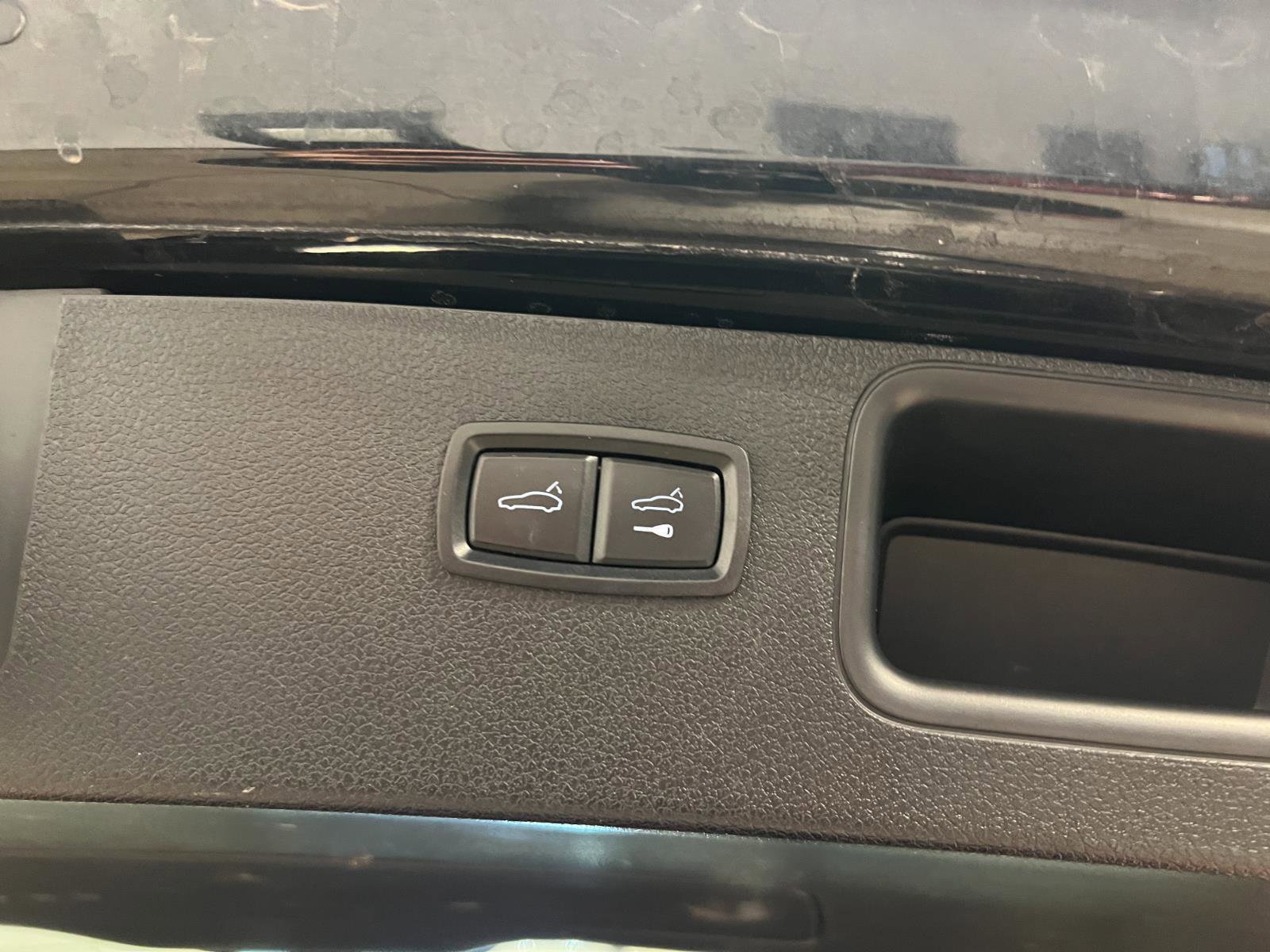 Used 2019 Porsche Macan S image 35