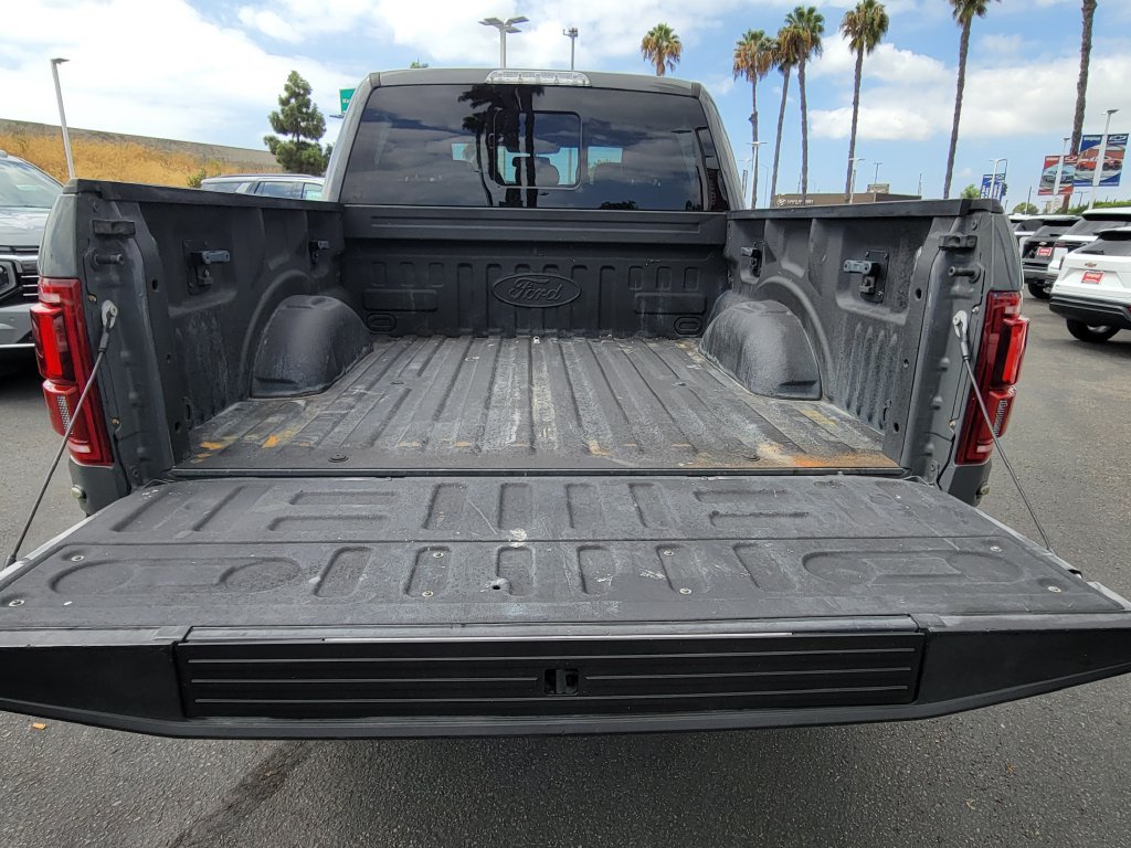 Used 2020 Ford F150 Raptor w/ Equipment Group 802A Luxury AWD/4WD image 24