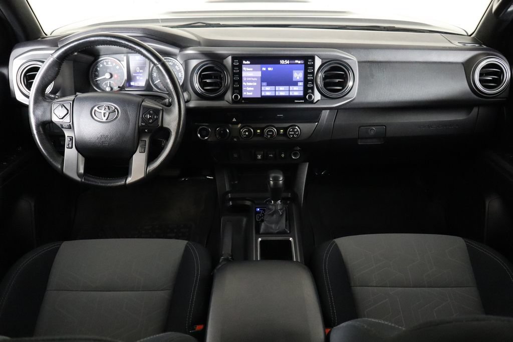 Used 2020 Toyota Tacoma TRD Sport AWD/4WD image 13