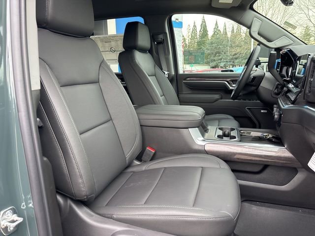 New 2026 Chevrolet Silverado 3500 LTZ w/ LTZ Premium Package image 35