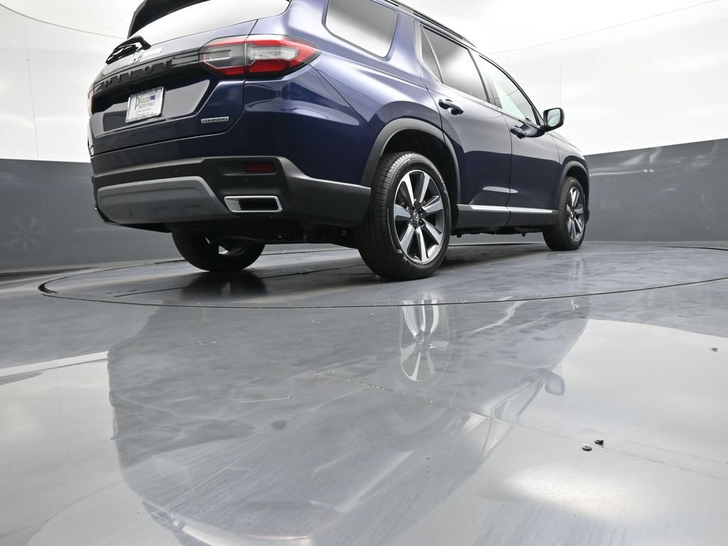 Certified 2024 Honda Pilot Touring image 33