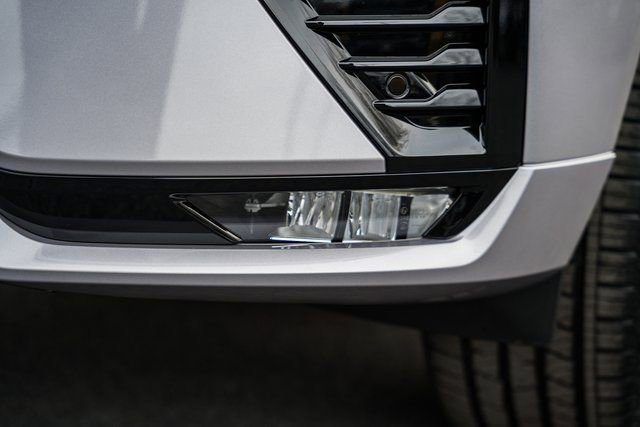 New 2026 Volvo XC60 B5 Plus w/ Protection Package Premier image 14