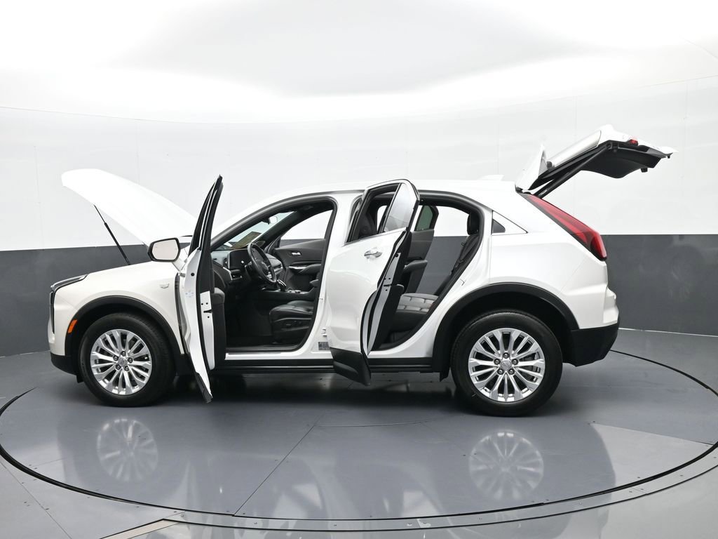 Used 2024 Cadillac XT4 Luxury w/ Cold Weather Package image 78