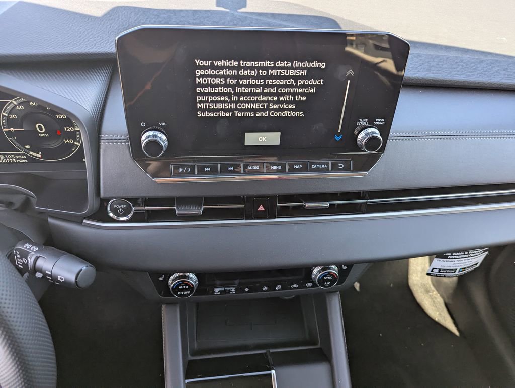 Used 2025 Mitsubishi Outlander 4WD Plug-In Hybrid image 16