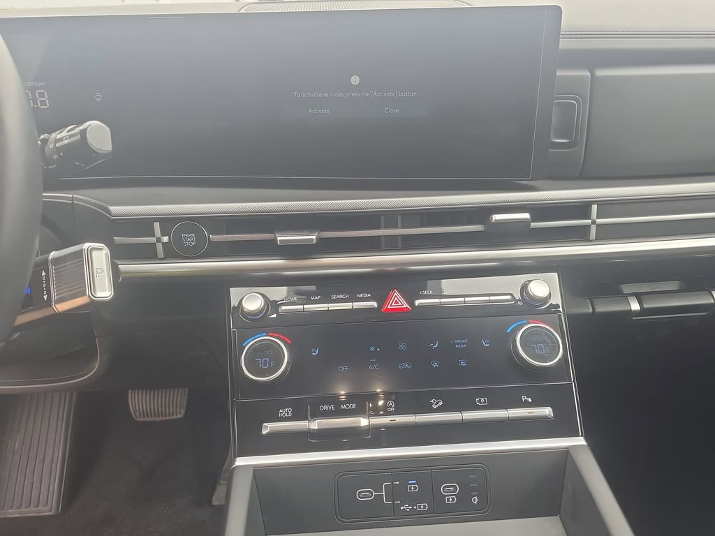 Used 2025 Hyundai Santa Fe SEL FWD image 21