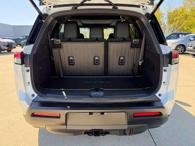 New 2026 Nissan Pathfinder Rock Creek w/ Rock Creek Premium Package AWD/4WD image 42