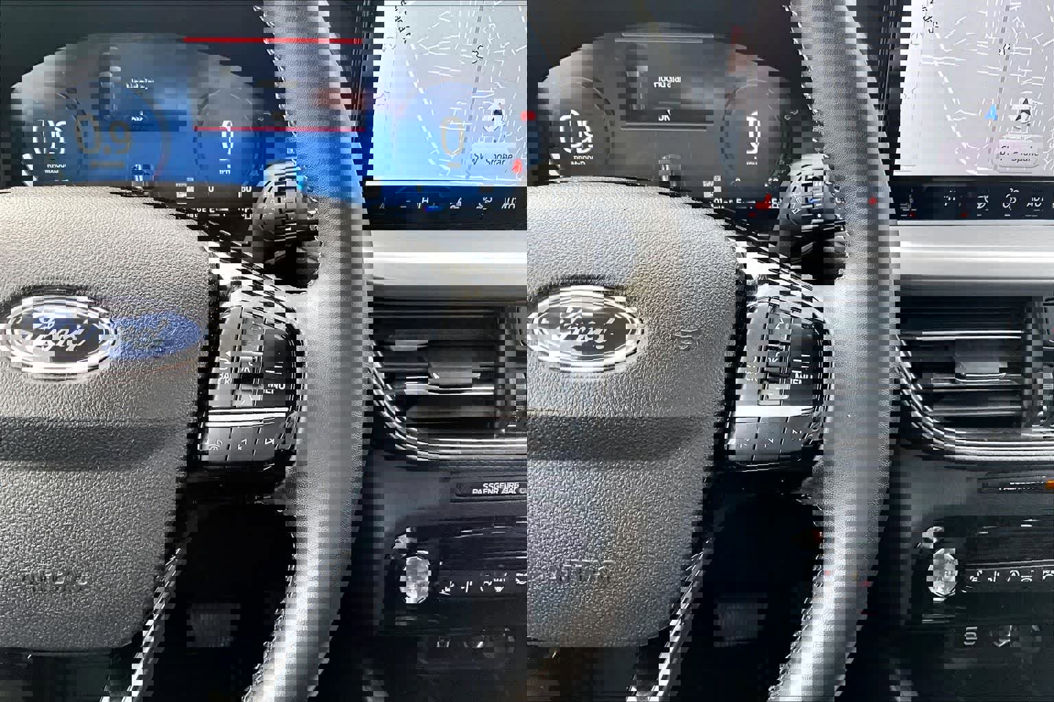 Used 2024 Ford Escape Platinum image 26