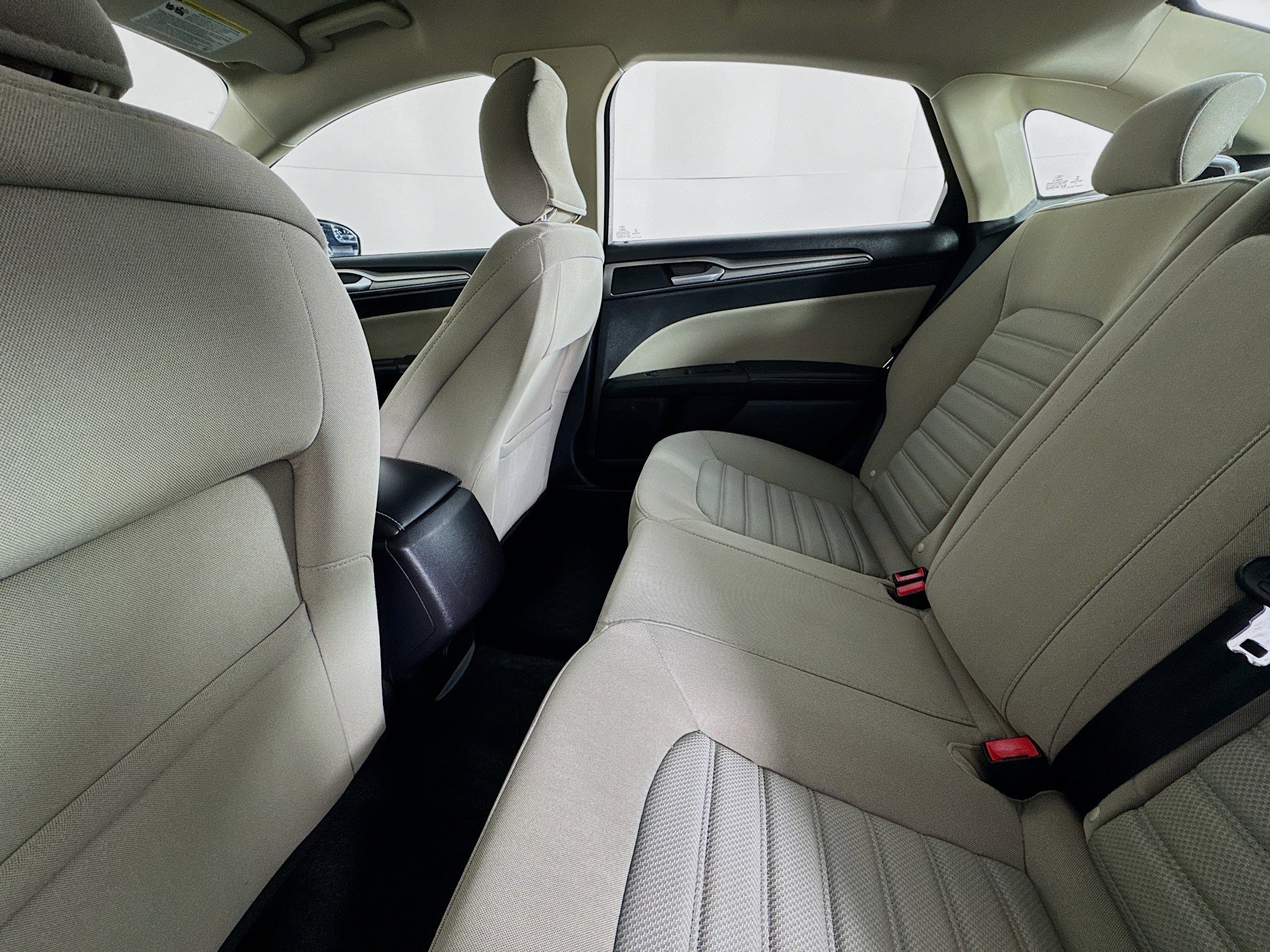 Used 2018 Ford Fusion S image 43