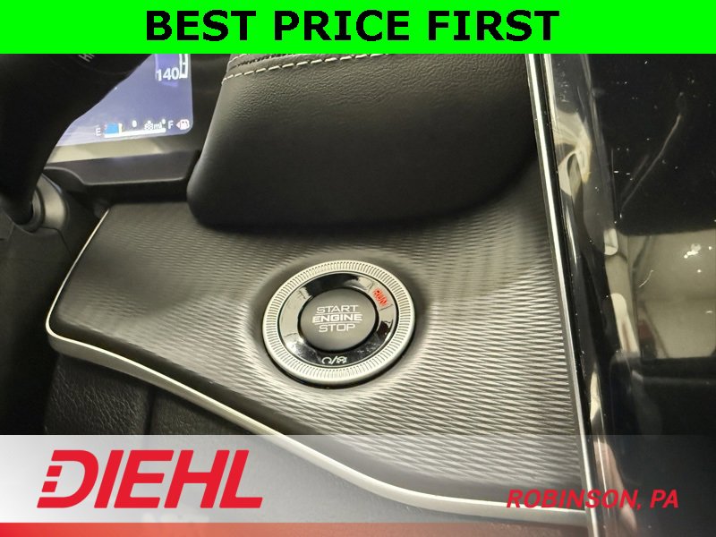 New 2025 Jeep Grand Cherokee Laredo w/ Luxury Tech Group I image 27