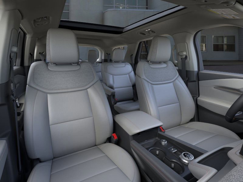 New 2026 Ford Explorer Active w/ Active Comfort Package image 10