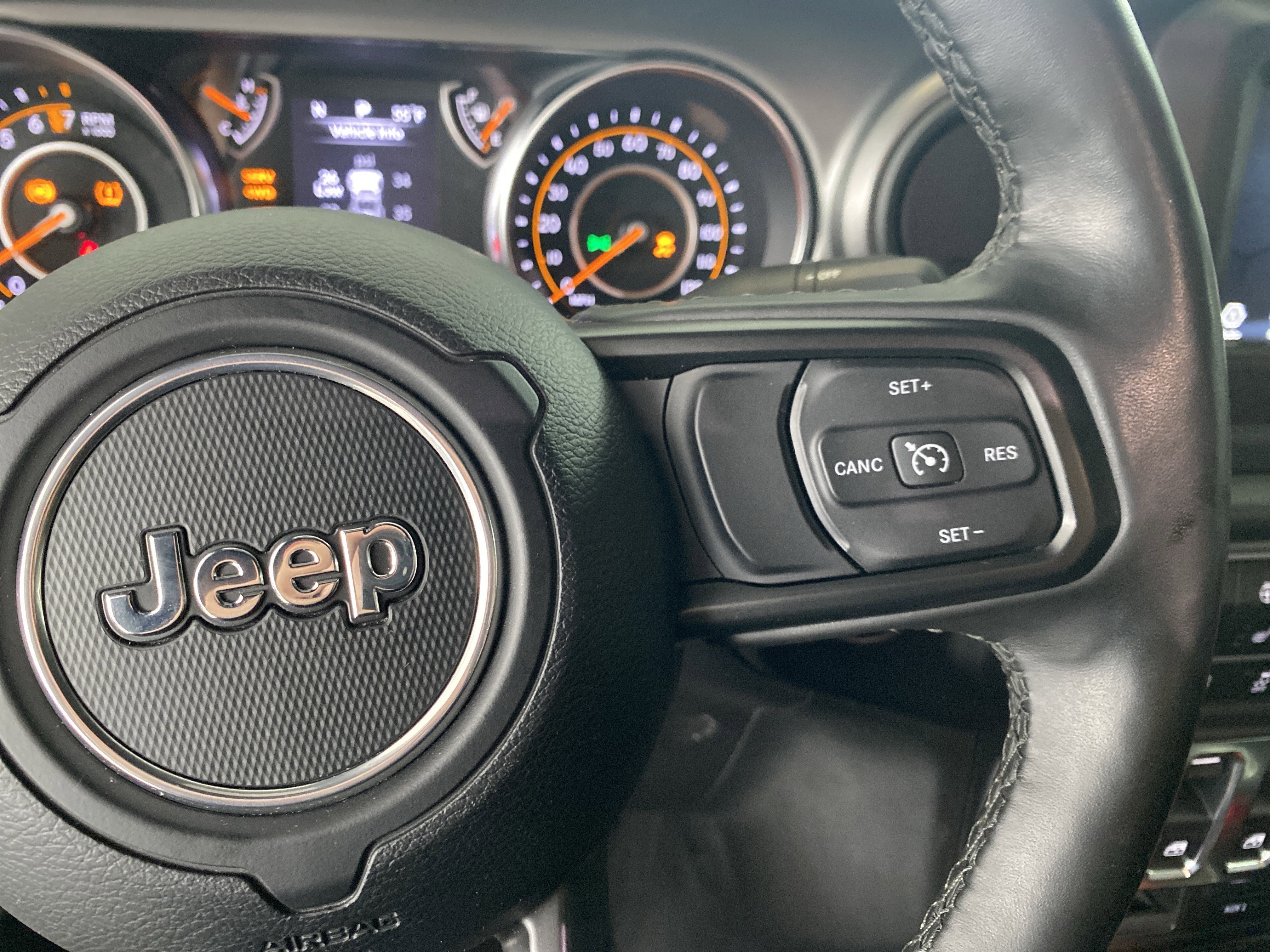 Used 2022 Jeep Wrangler Willys image 12