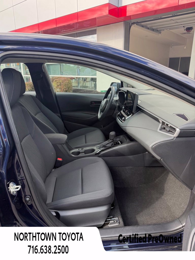 Used 2023 Toyota Corolla LE FWD image 12
