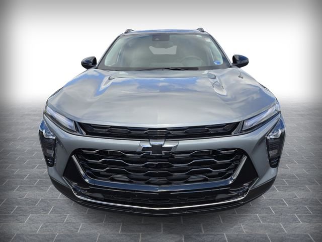 Used 2025 Chevrolet Trax ACTIV w/ Driver Confidence Package image 2