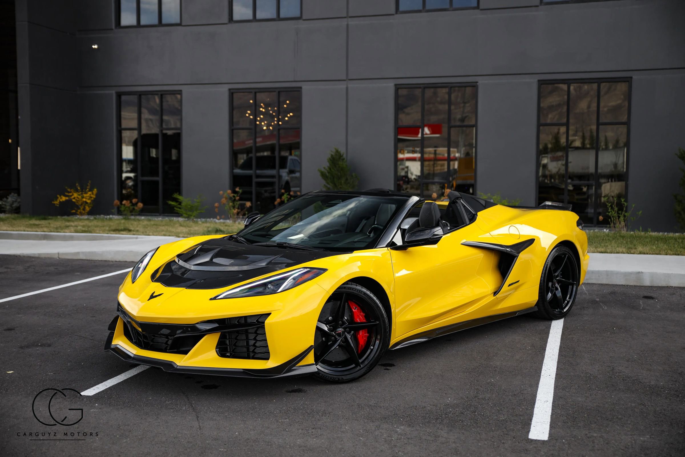 Used 2025 Chevrolet Corvette E-Ray image 3