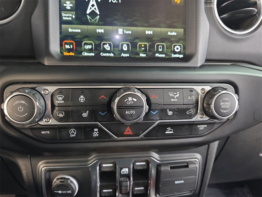 Used 2022 Jeep Gladiator Overland w/ Popular Equipment Package image 20