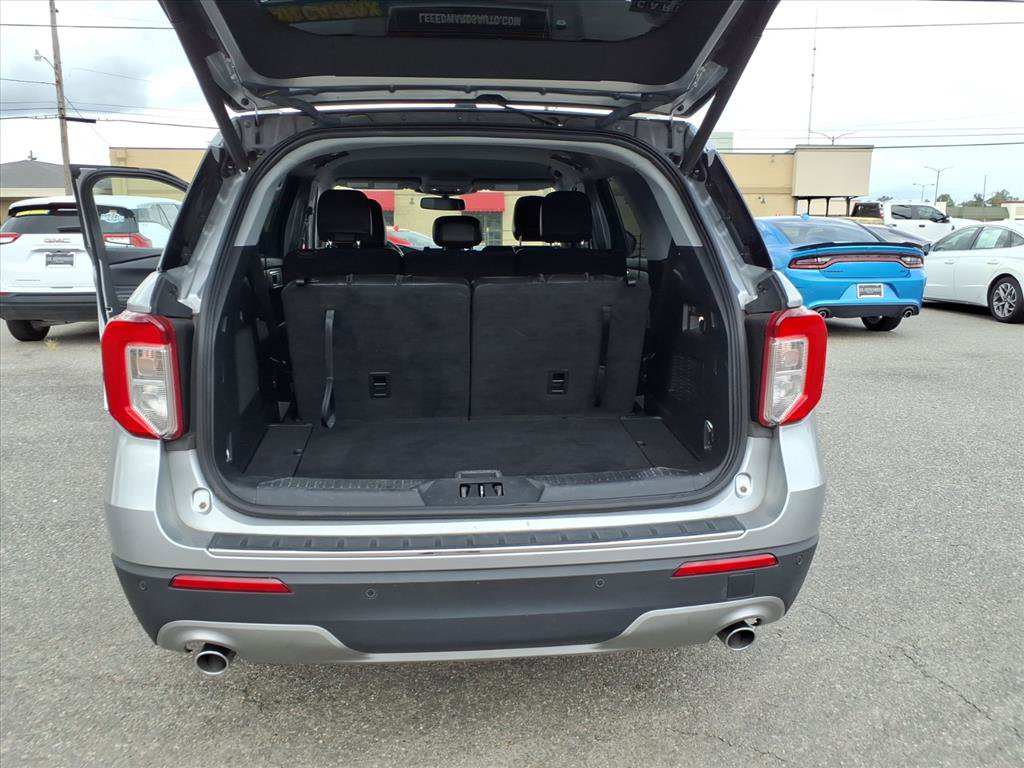 Used 2023 Ford Explorer Limited image 17