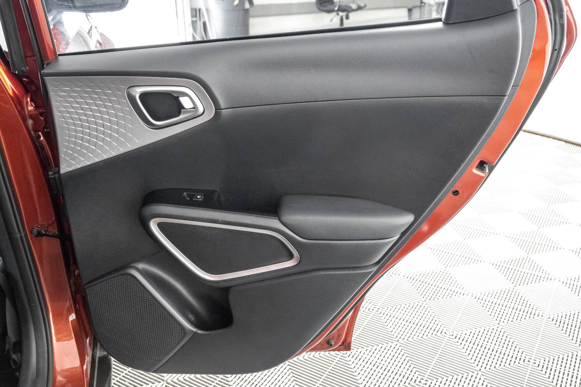 Used 2024 Kia Soul LX FWD image 37