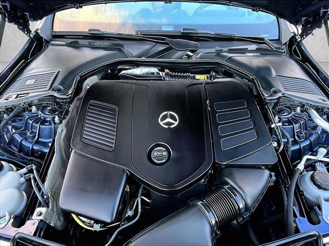 Used 2025 Mercedes-Benz C 300 Sedan image 11