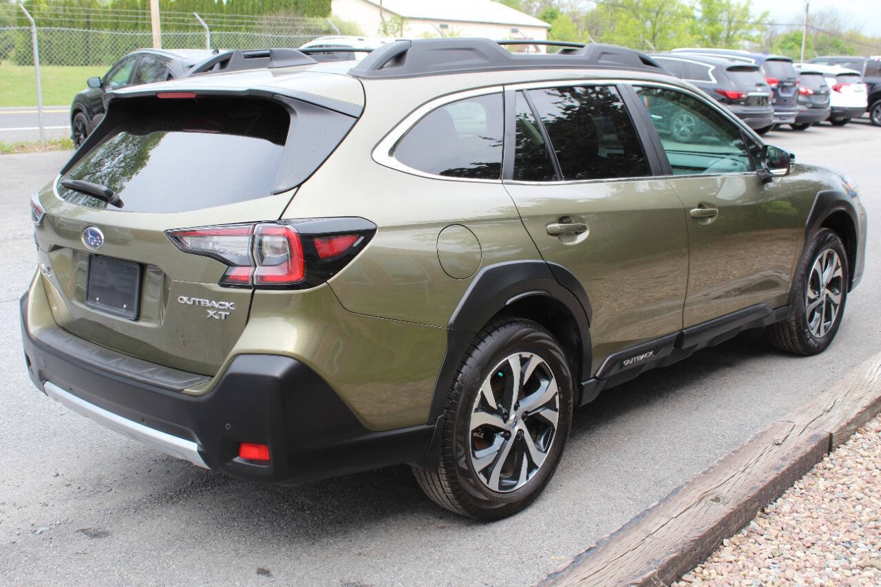 Used 2025 Subaru Outback Limited XT AWD/4WD image 6