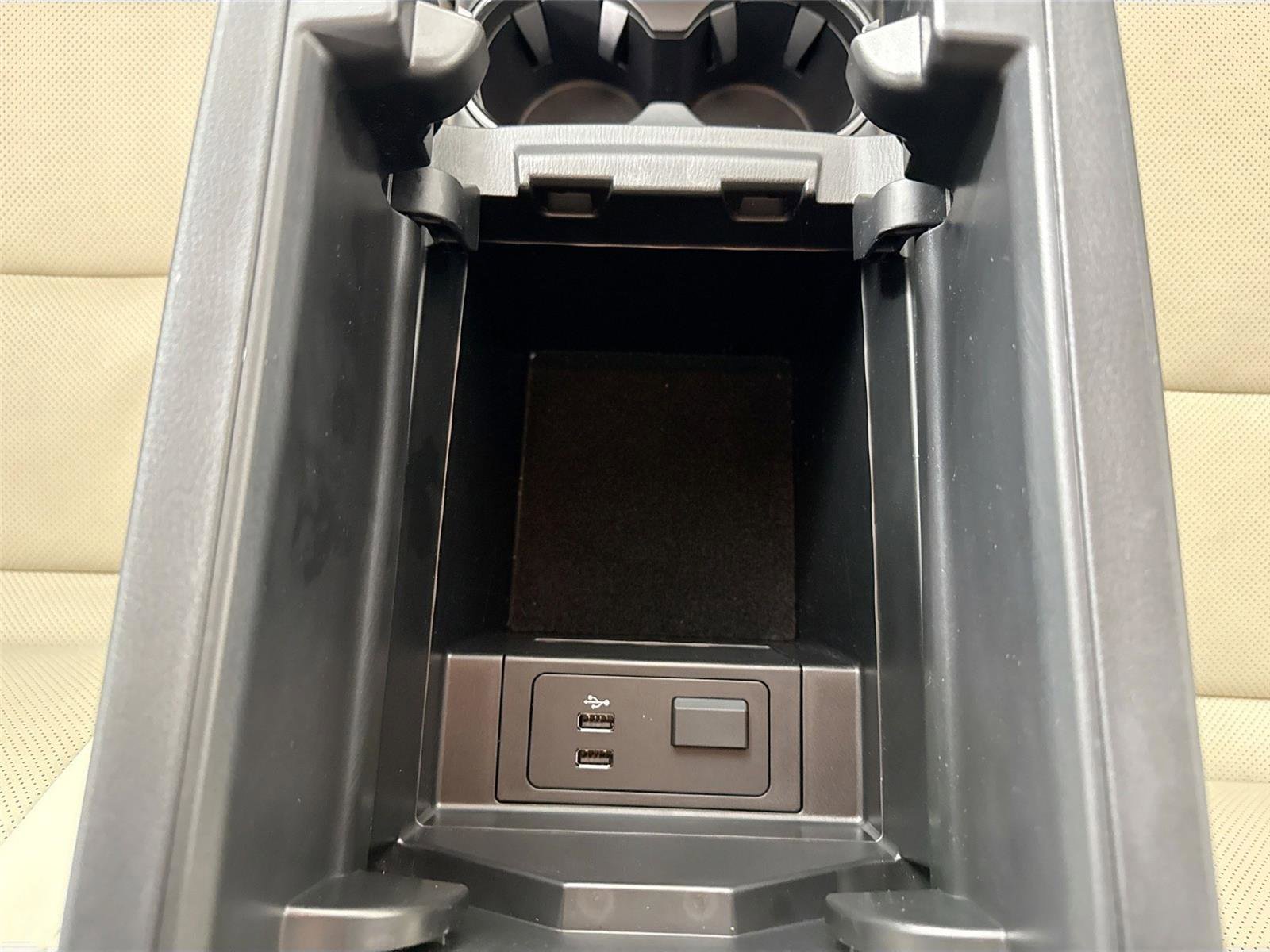 Certified 2022 MAZDA CX-9 Touring w/ Touring Premium Package image 37