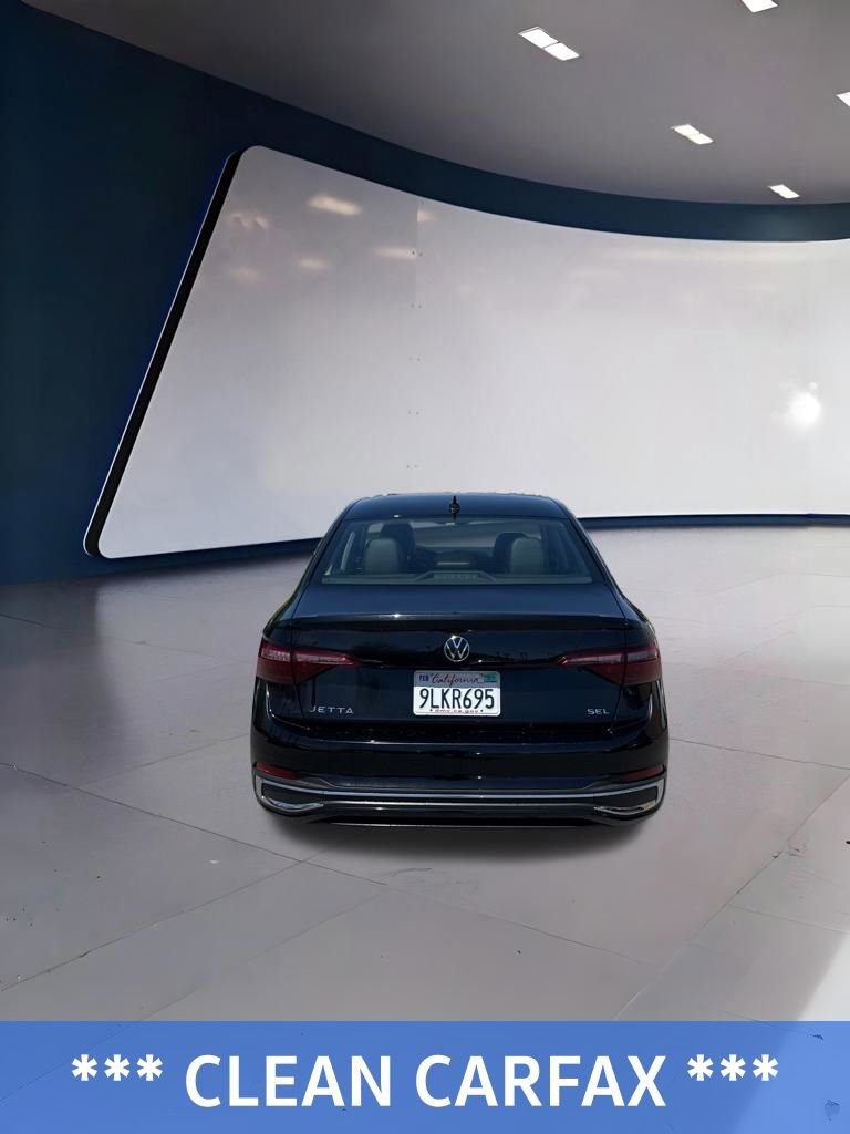 Used 2024 Volkswagen Jetta SEL FWD image 3