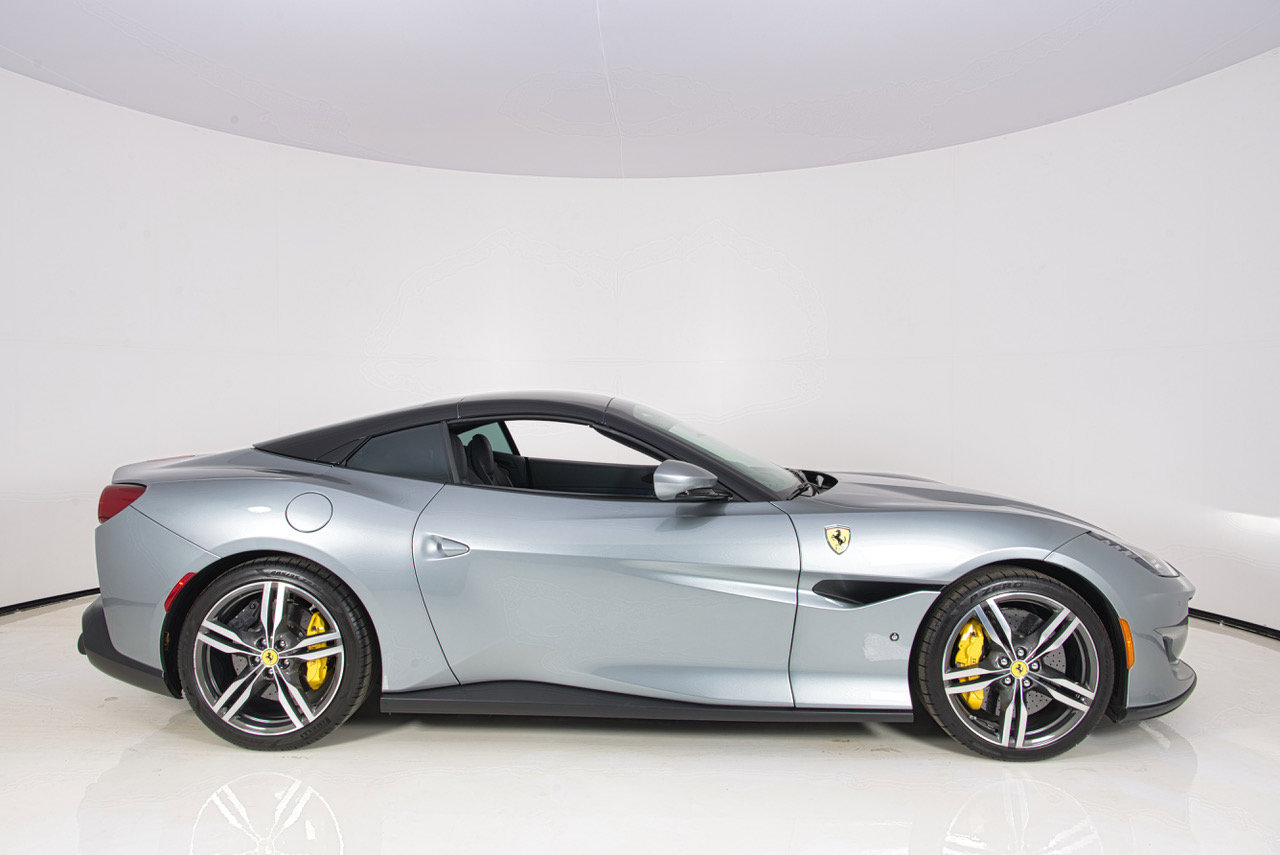 Certified 2019 Ferrari Portofino image 24