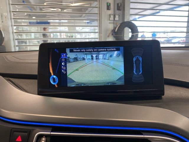 Used 2015 BMW i8 AWD/4WD image 21