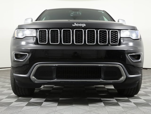 Used 2018 Jeep Grand Cherokee Limited image 2