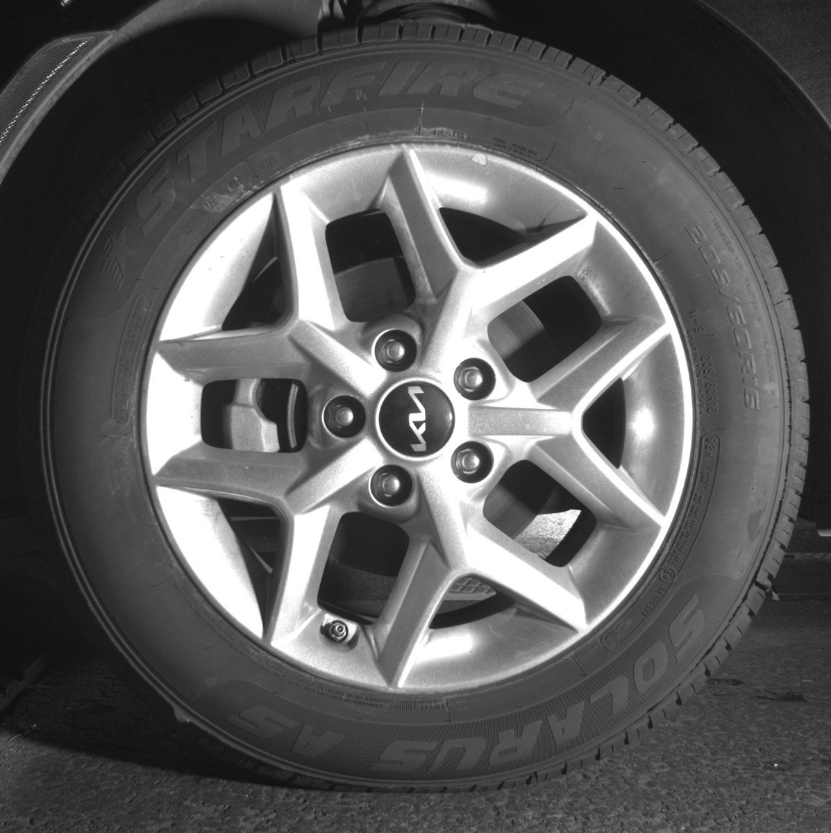 Used 2025 Kia Soul LX w/ LX Technology Package FWD image 19