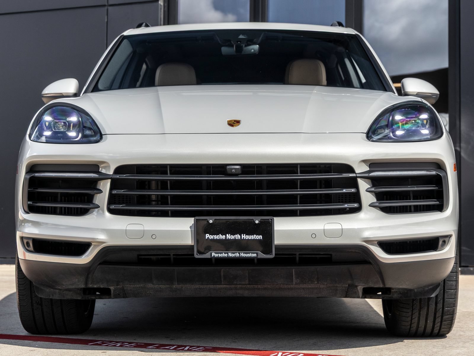 Certified 2023 Porsche Cayenne AWD/4WD image 8