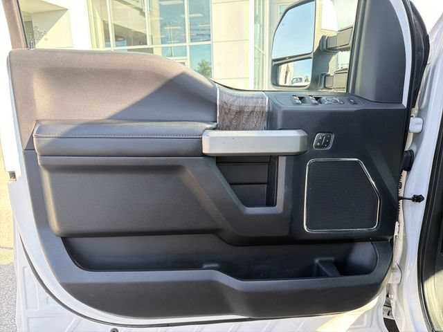 Used 2019 Ford F250 Lariat w/ Lariat Ultimate Package AWD/4WD image 11