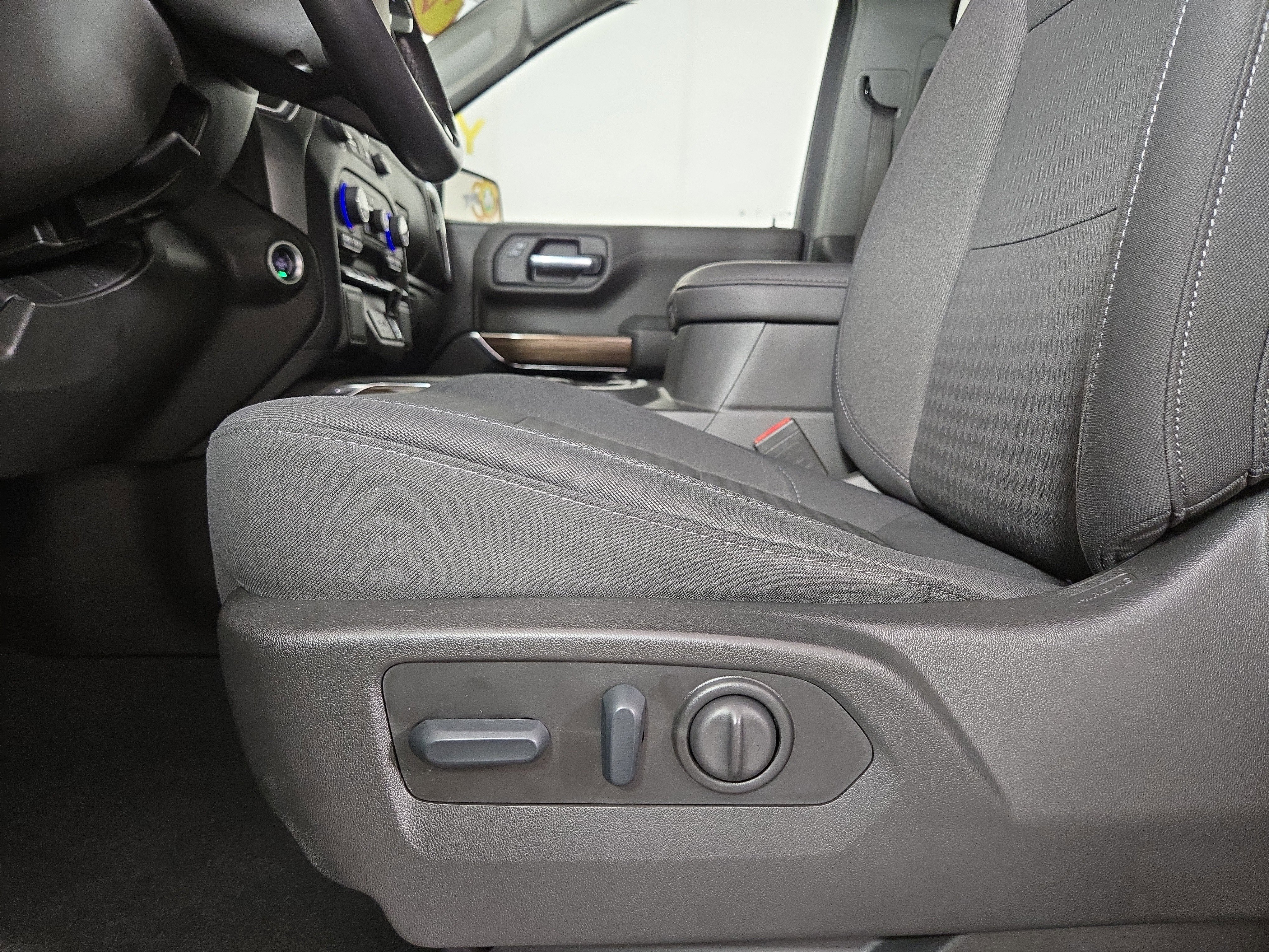 Certified 2022 Chevrolet Silverado 1500 LT Trail Boss w/ Bed Protection Package image 32