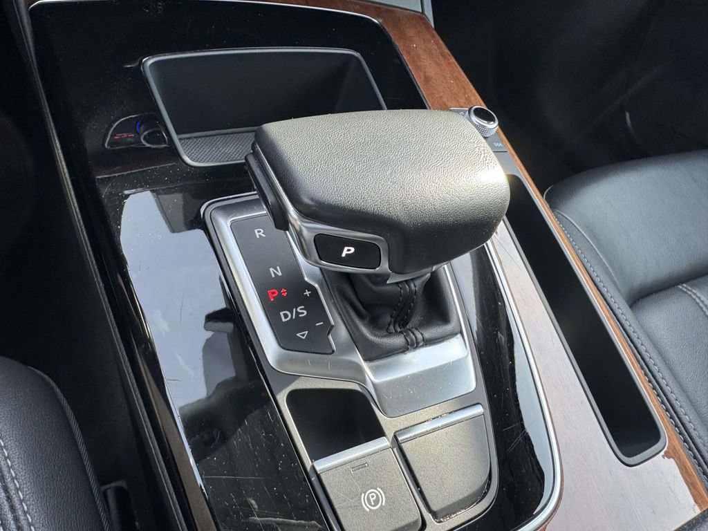 Used 2023 Audi Q5 2.0T Premium image 27