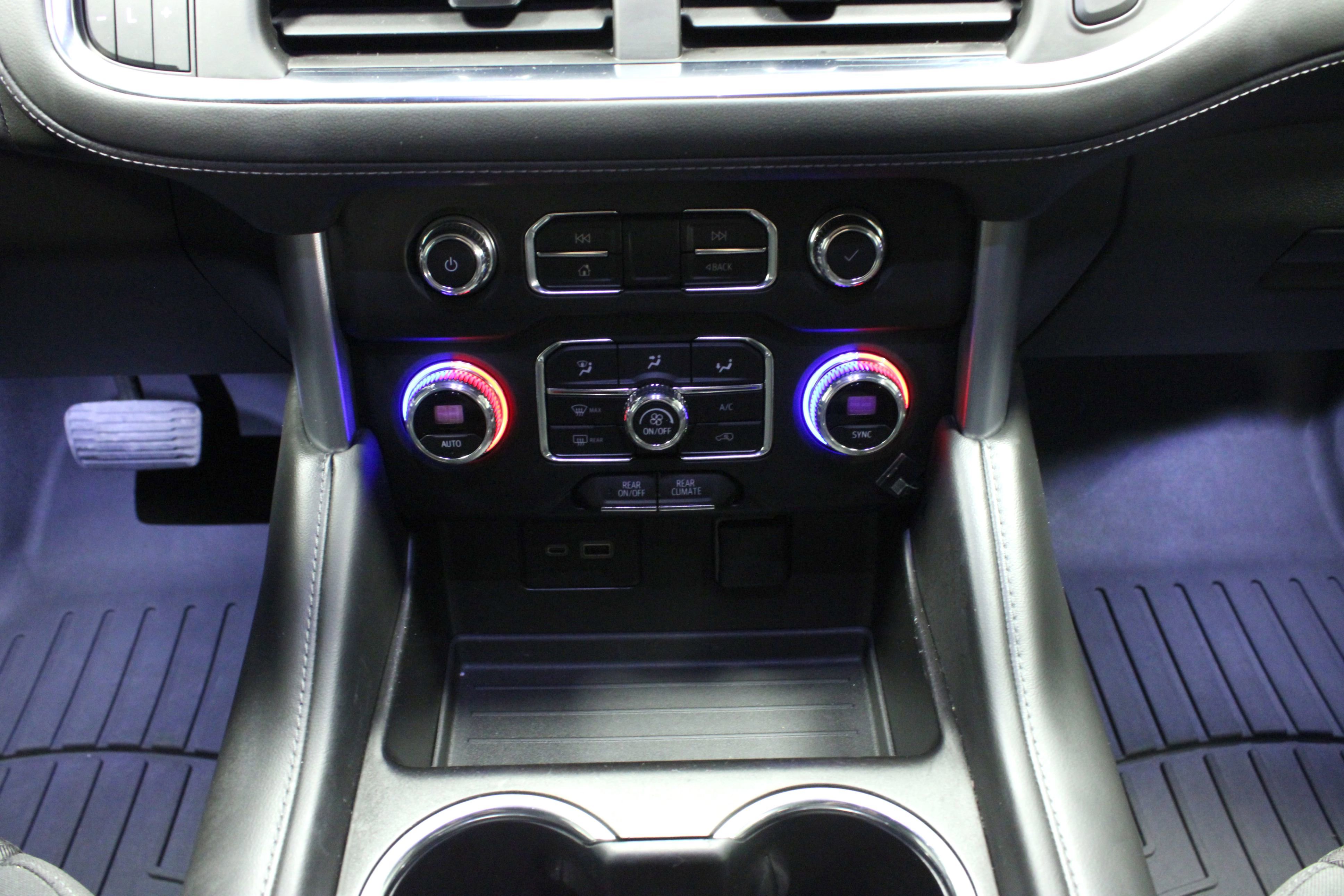 Used 2023 GMC Yukon SLE image 22