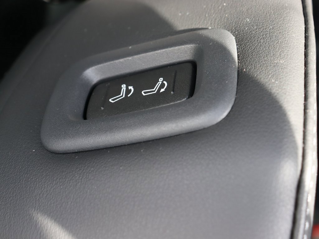 Certified 2025 INFINITI QX80 Luxe image 24