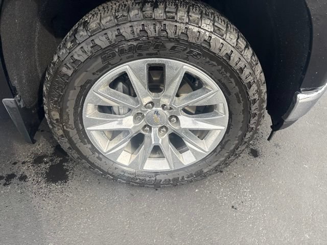 Used 2019 Chevrolet Silverado 1500 LTZ w/ LTZ Premium Package AWD/4WD image 9